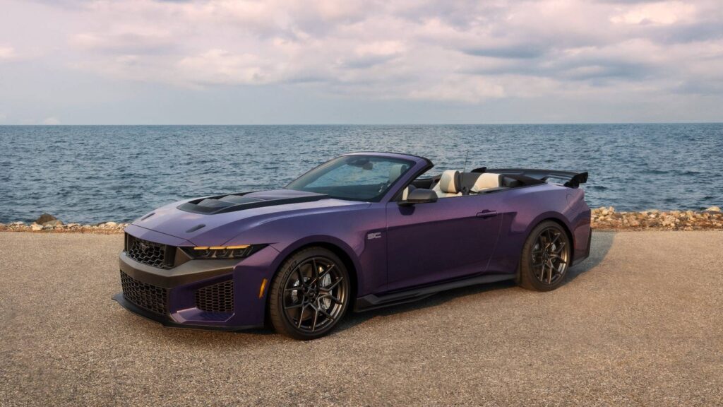 2027 Ford Mustang Dark Horse SC Convertible